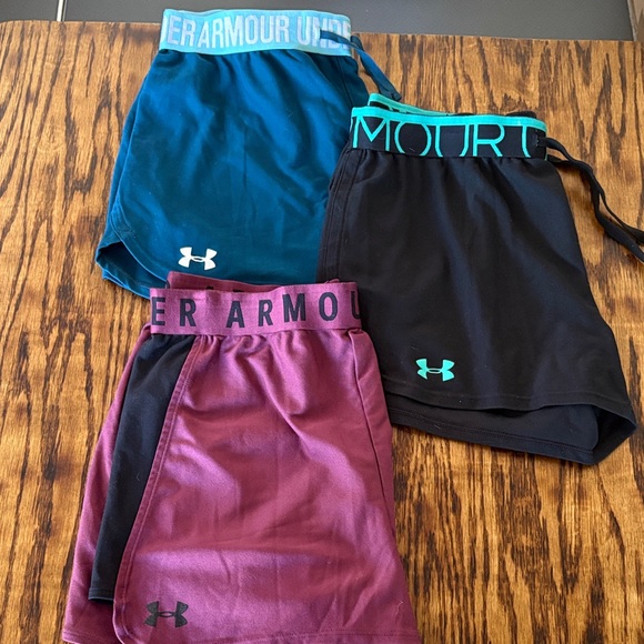 Under Armour Pants - Lot of Women’s Under Armour Shorts